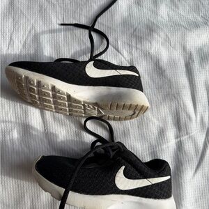 Nike Black and White Athletic Shoes